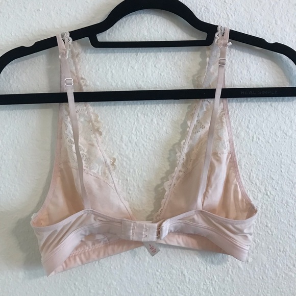 Light pink, lace bralette - Picture 2 of 3